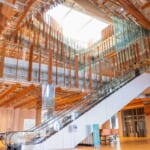 富山市ガラス美術館